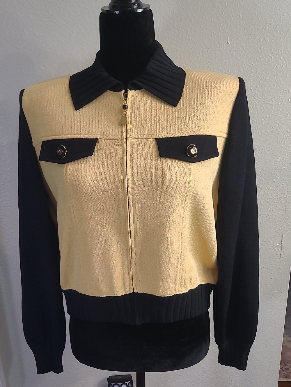 St. John Collection By Marie Gray Two-Tone Black and Cream Zip-Front Jacket Sz L